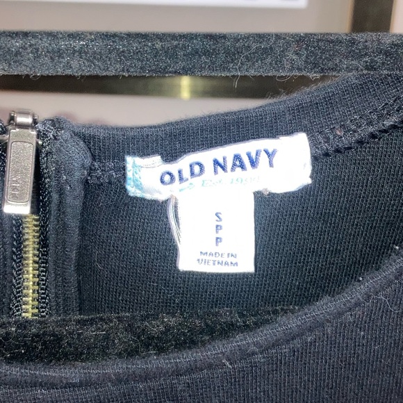 Old Navy Black Peplum Top Size Small - Picture 2 of 2